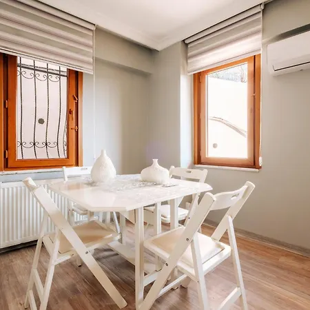 Duplex Flat Near Bilgi University And Golden Horn 公寓 *