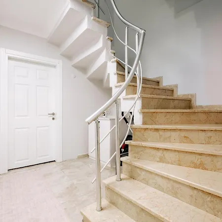 Duplex Flat Near Bilgi University And Golden Horn * Istanbul